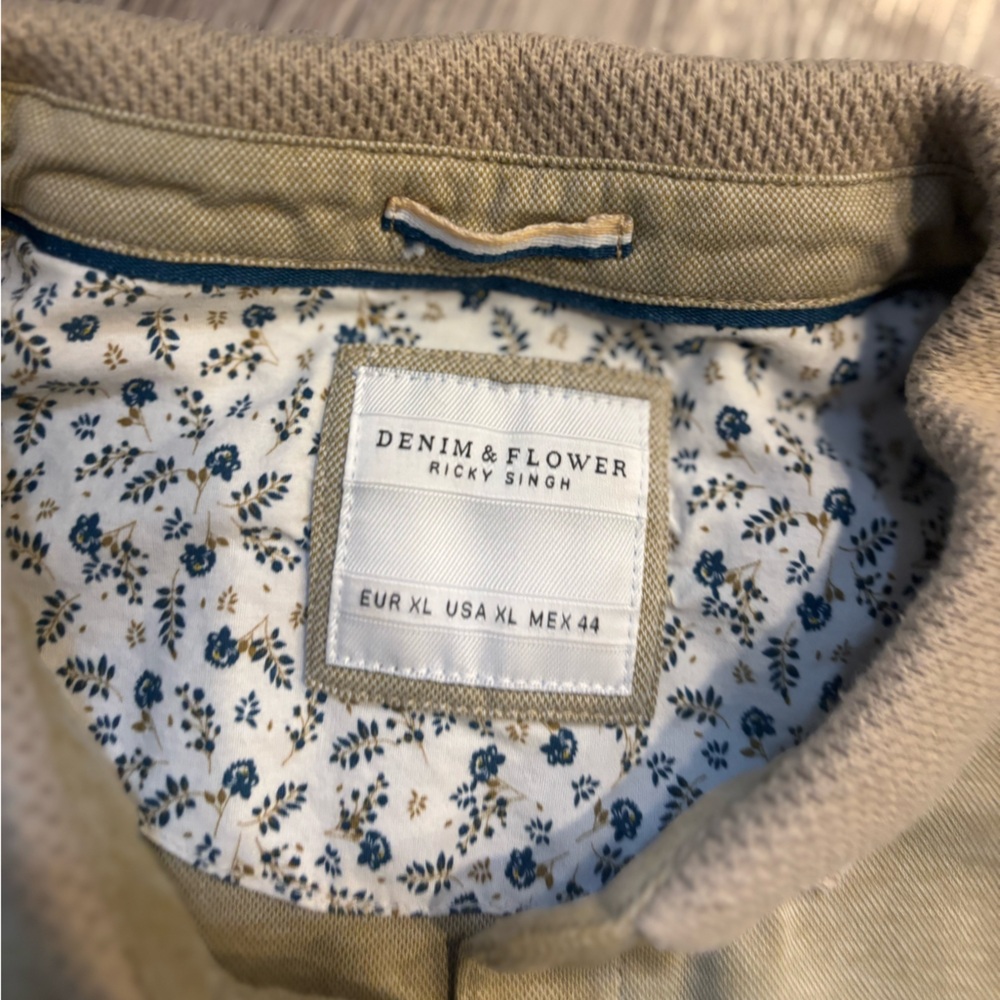 Denim & Flower Light Tan Polo Shirt - Picture 2 of 2